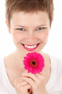 SKINCARE attractive-19161_640