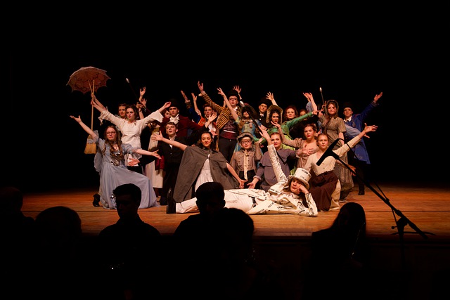 theatre-gb843743e6_640